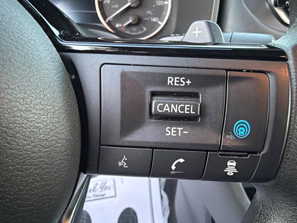 Nissan Rogue photo 40