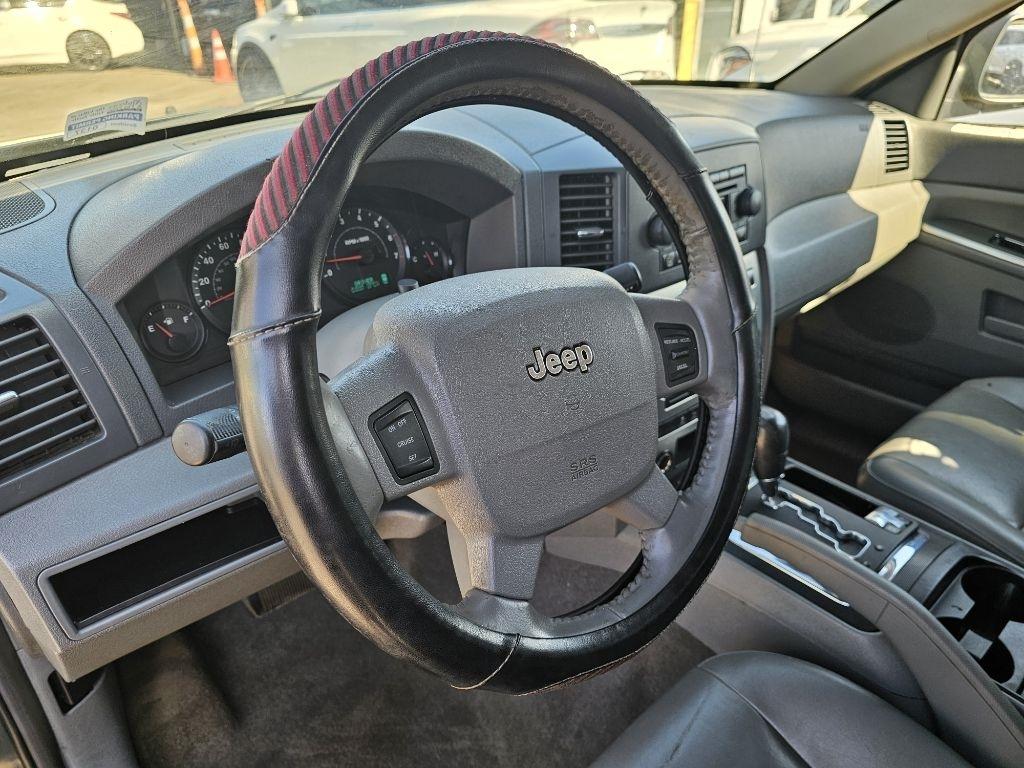 Jeep Grand Cherokee Laredo 4WD 2006