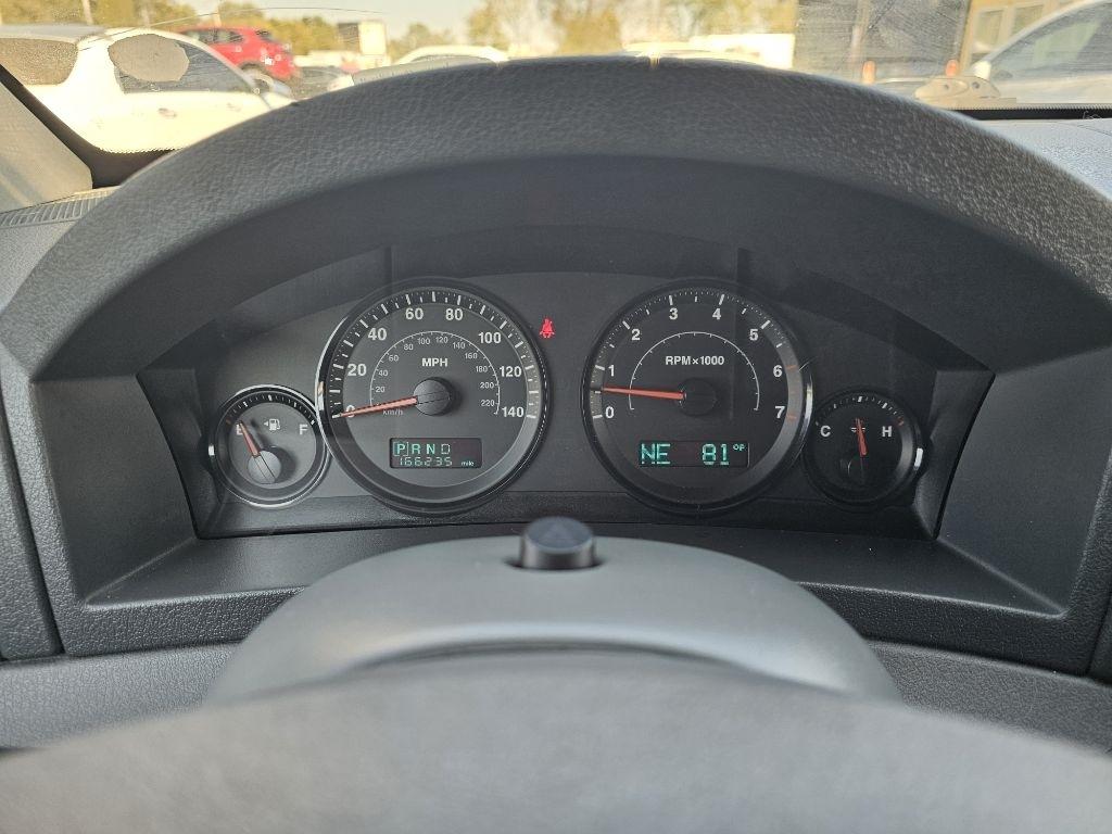 Jeep Grand Cherokee Laredo 4WD 2006