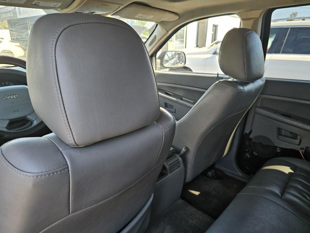 Jeep Grand Cherokee Laredo 4WD 2006