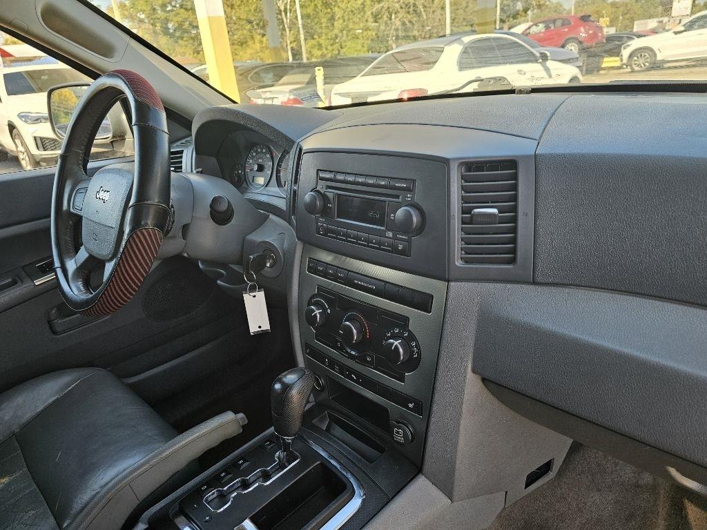 Jeep Grand Cherokee Laredo 4WD 2006