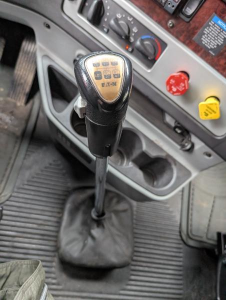 Freightliner Columbia 112  2020