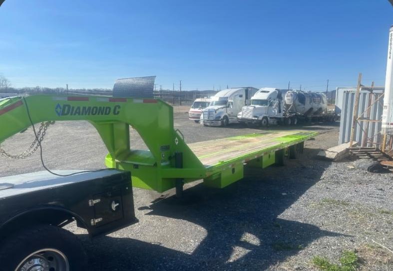 Diamond C Trailer Unknown  2023