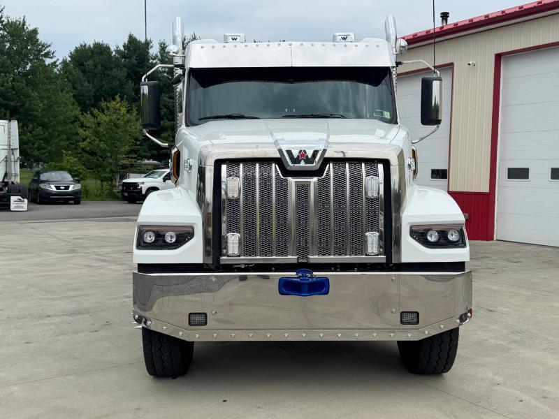 Western Star Trucks 49X  2025