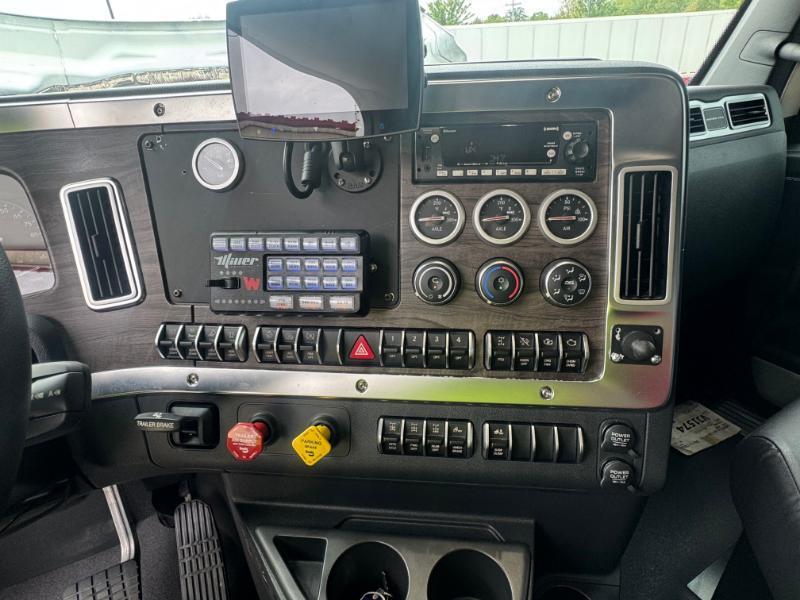 Western Star Trucks 49X  2025