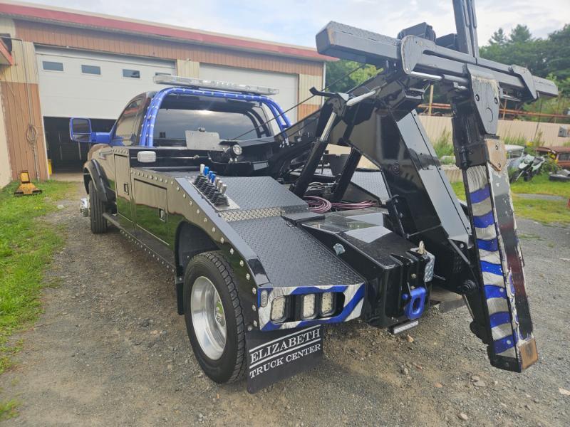 RAM 5500 Regular Cab 4WD DRW 2024
