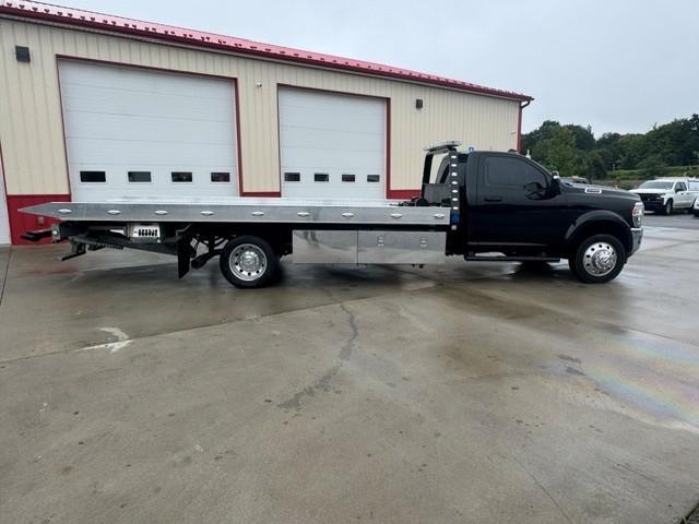 RAM 5500 Regular Cab LWB 4WD DRW 2024