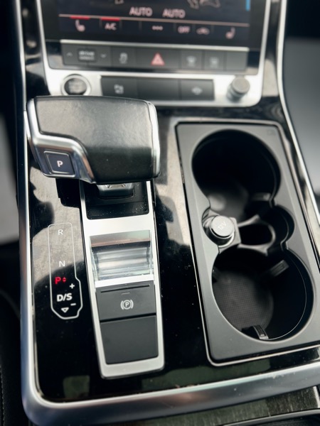 Audi Q7 Premium Plus 55 TFSI quattro 2022