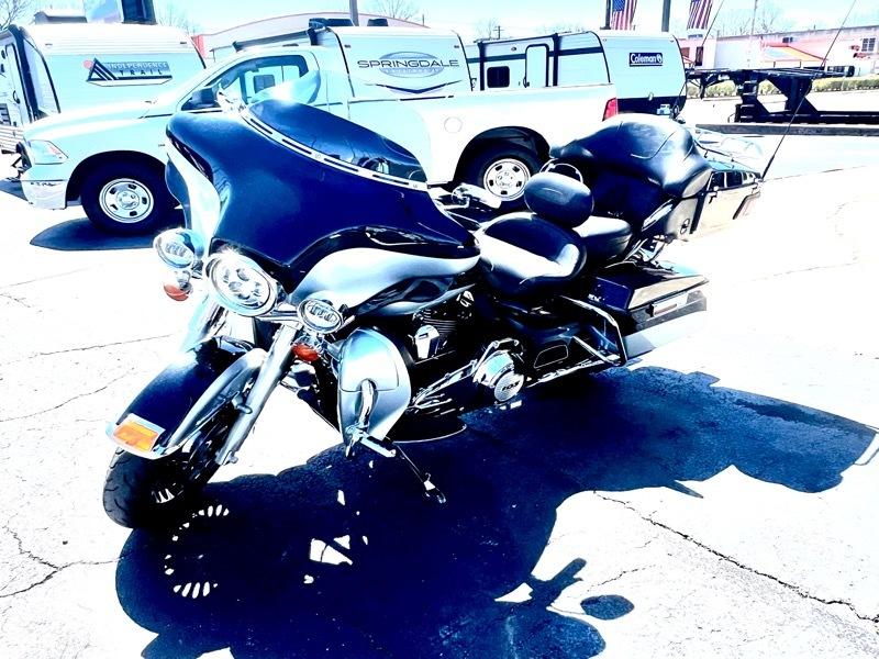 Harley-Davidson FLHTK  2013