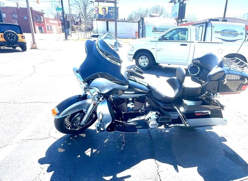 Harley-Davidson FLHTK  2013