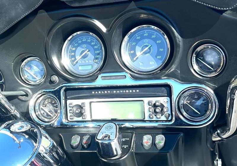 Harley-Davidson FLHTK  2013