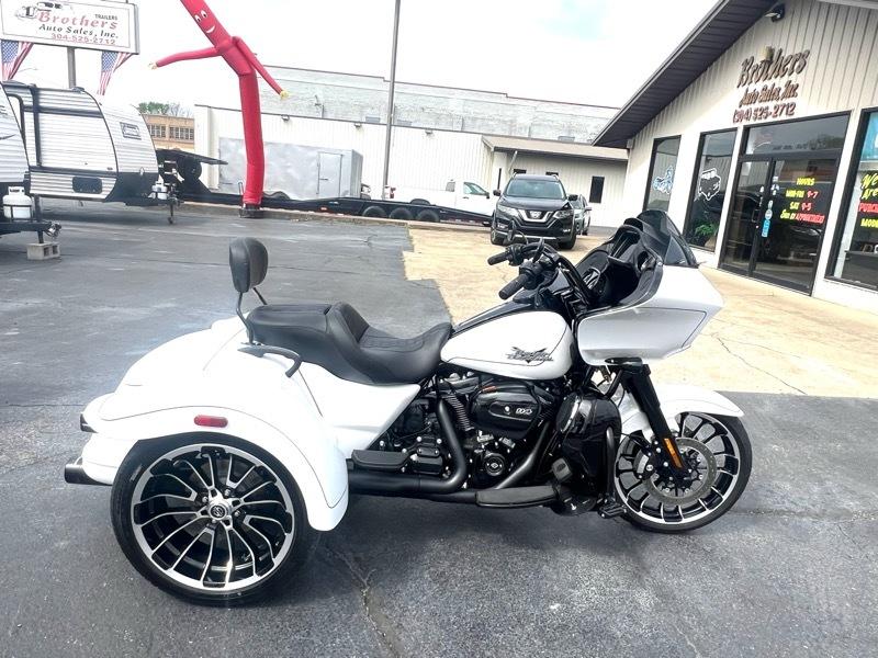 Harley-Davidson FLTRT  2025