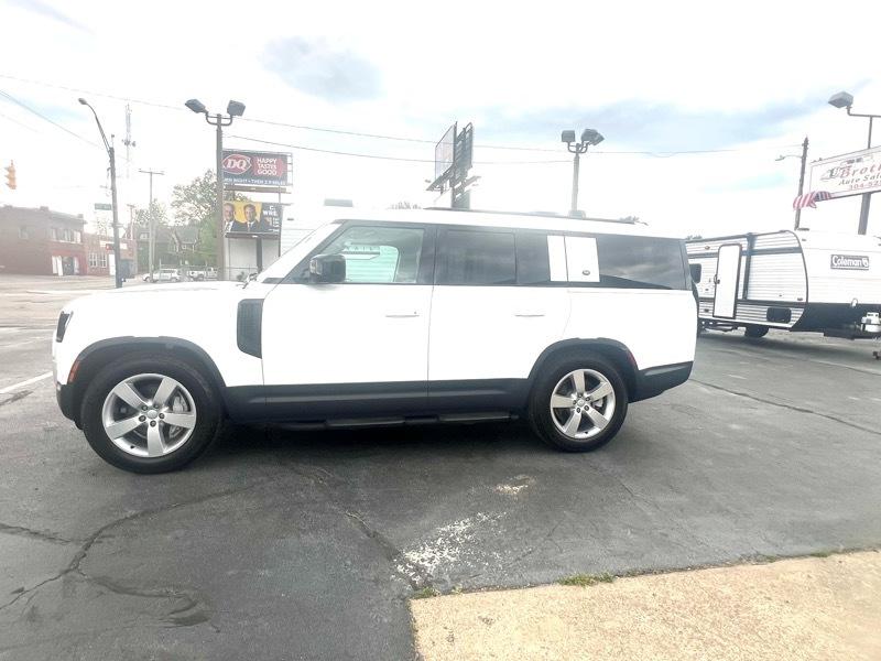 Land Rover Defender 130 S 2024