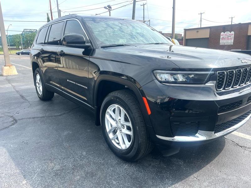 Jeep Grand Cherokee L Laredo 4WD 2024