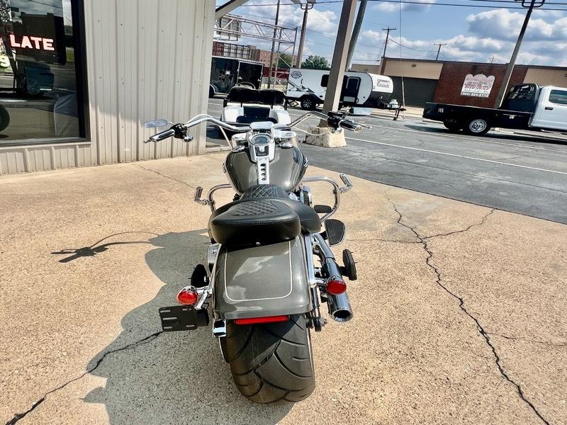 Harley-Davidson FLFBS  2018