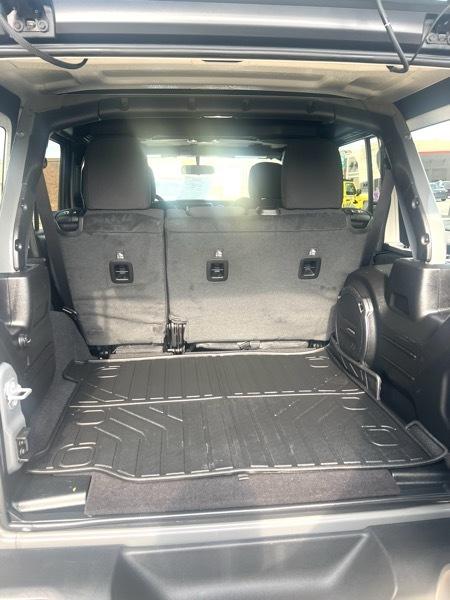 Jeep Wrangler Unlimited Sport 2023
