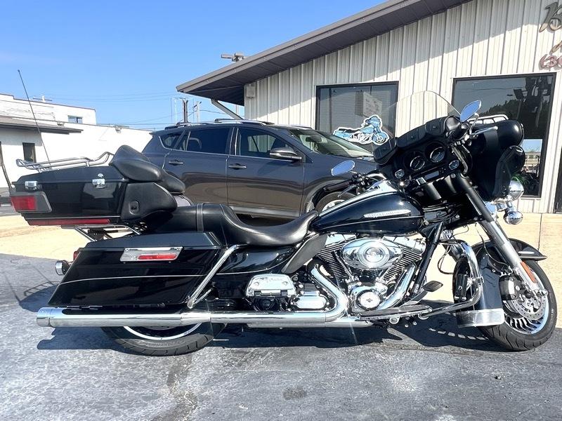 Harley-Davidson FLHTK  2011