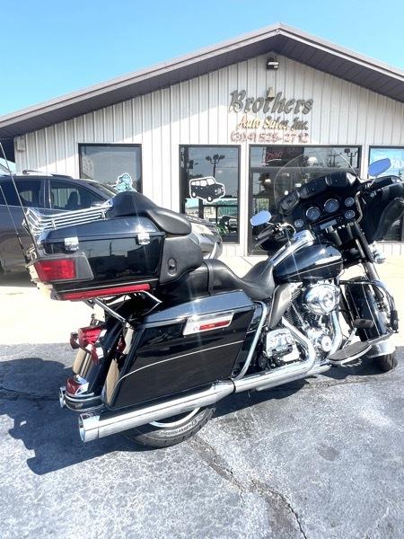 Harley-Davidson FLHTK  2011