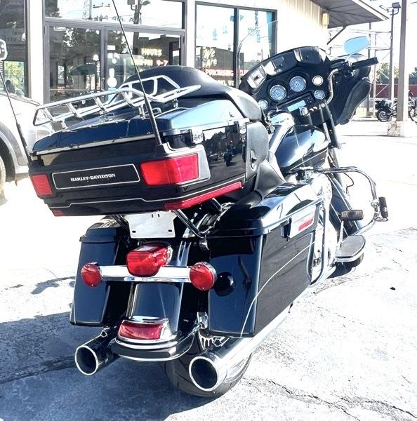 Harley-Davidson FLHTK  2011