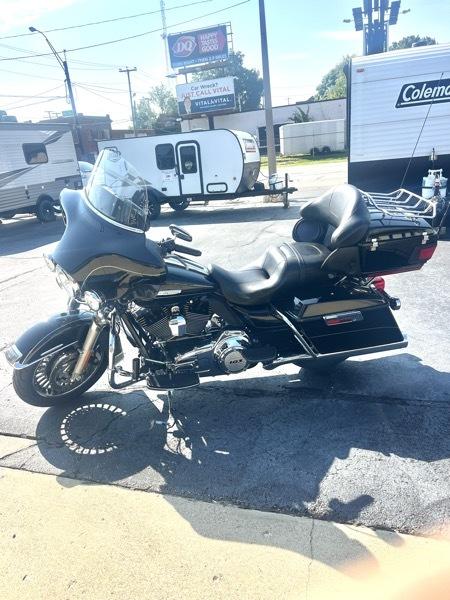 Harley-Davidson FLHTK  2011