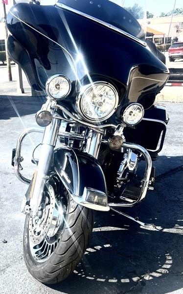Harley-Davidson FLHTK  2011