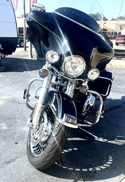 Harley-Davidson FLHTK  2011