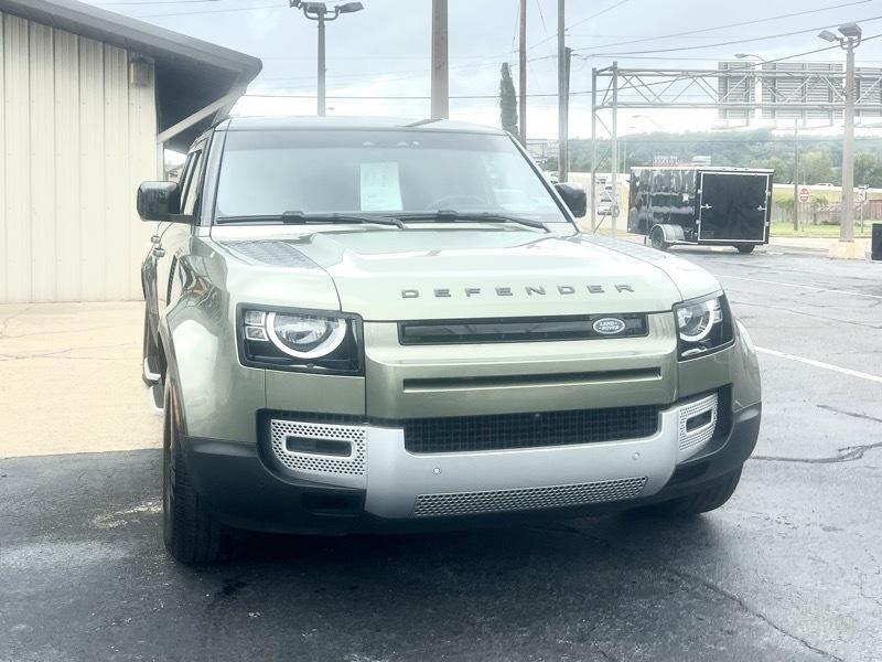 Land Rover Defender 130 S 2023