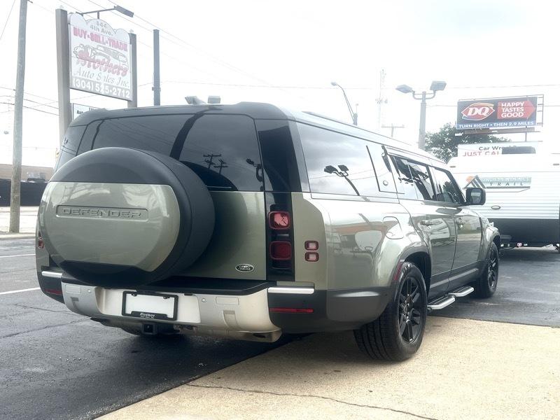 Land Rover Defender 130 S 2023