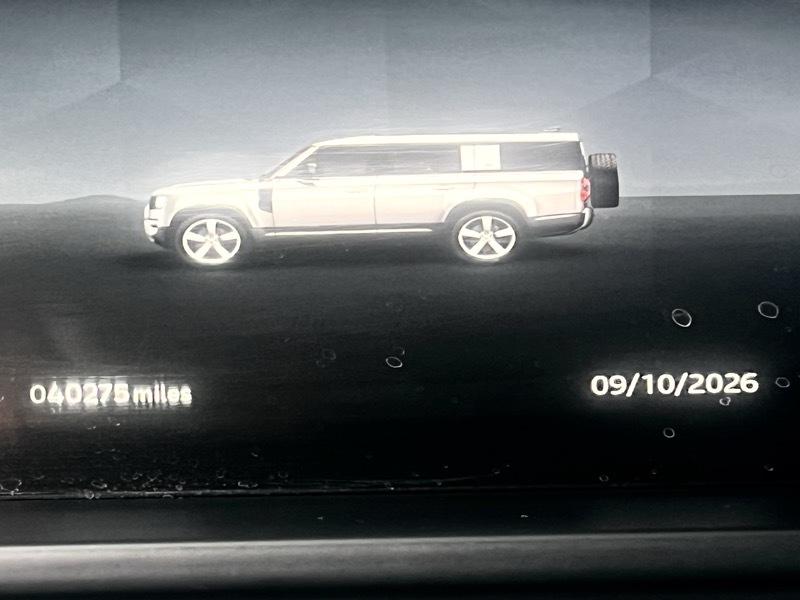 Land Rover Defender 130 S 2023