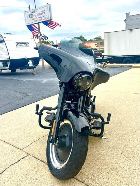 Harley-Davidson FLSTFBS  2016