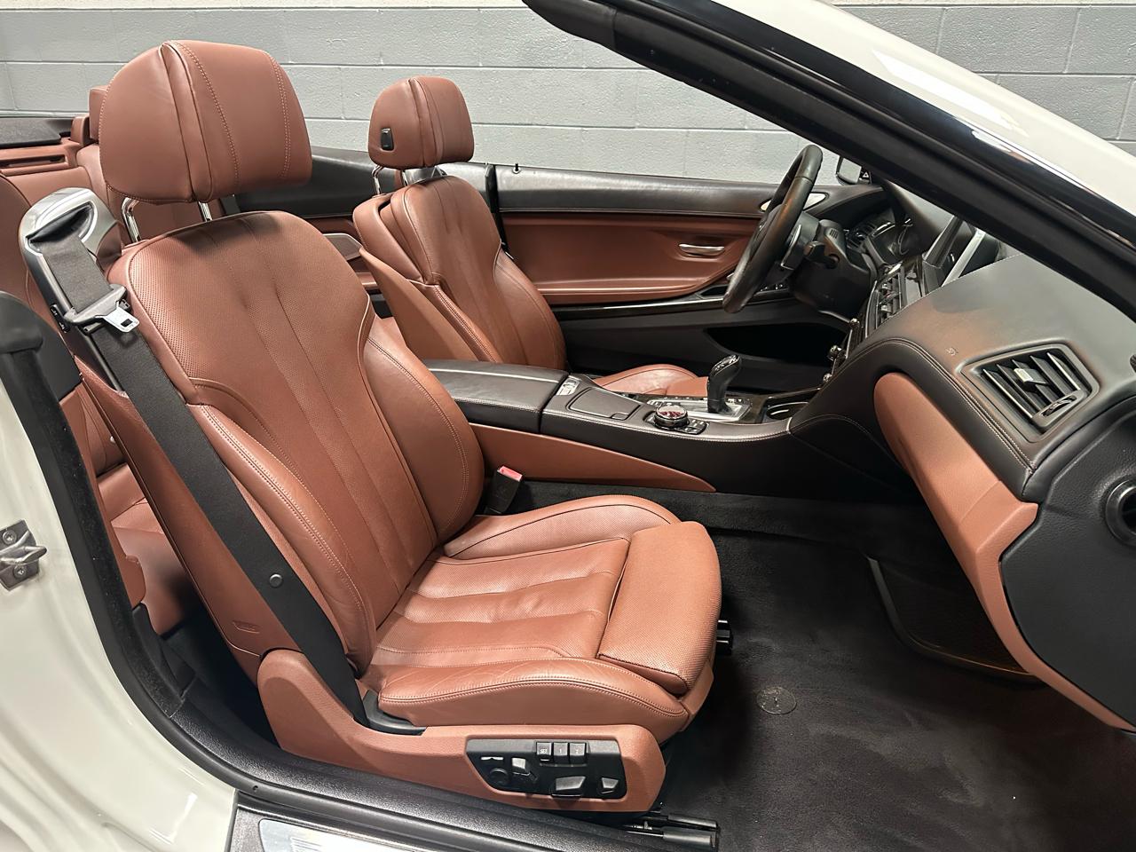 BMW 6-Series 650i xDrive Convertible 2015