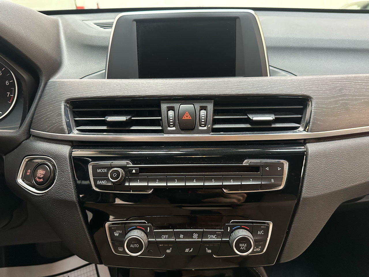 2016 Bmw X1 XDrive28i photo 17