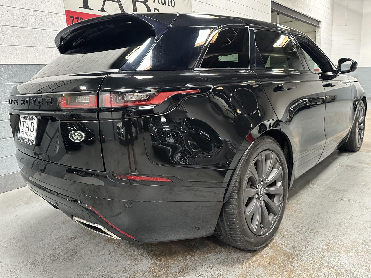 Land Rover Range Rover Velar photo 3
