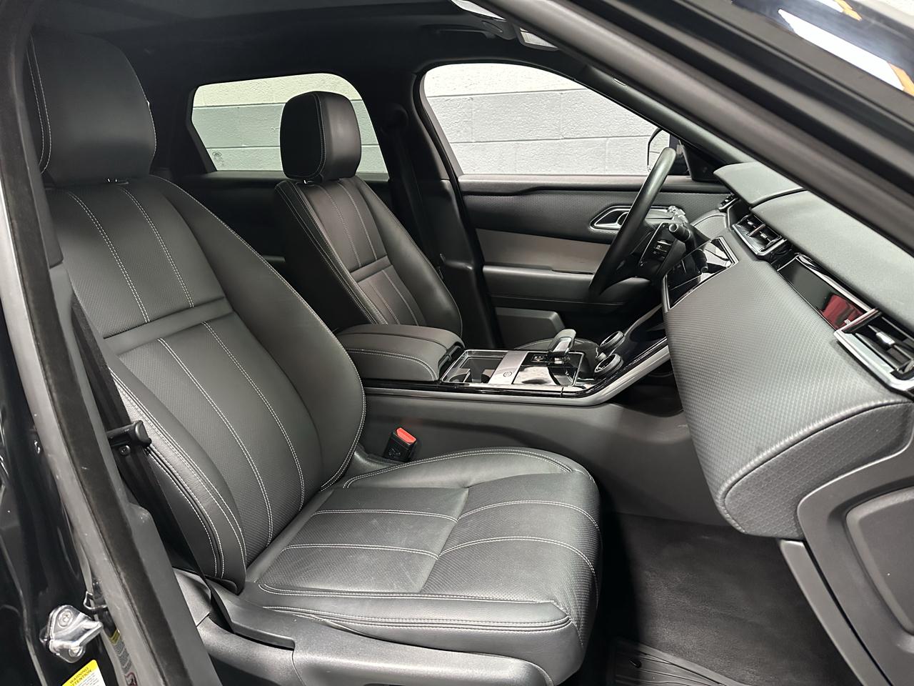 Land Rover Range Rover Velar photo 9