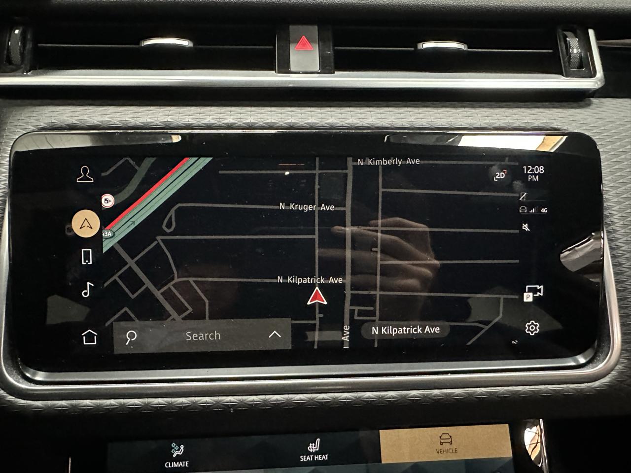 Land Rover Range Rover Velar photo 20