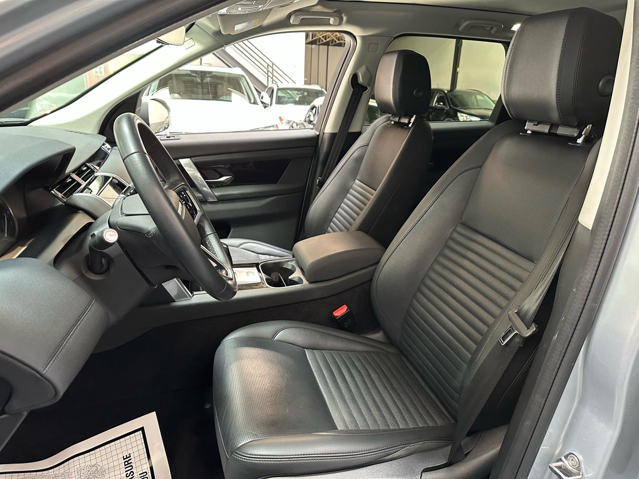 Land Rover Discovery Sport SE 2023