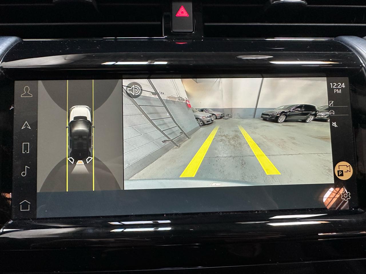 Land Rover Discovery Sport SE 2023