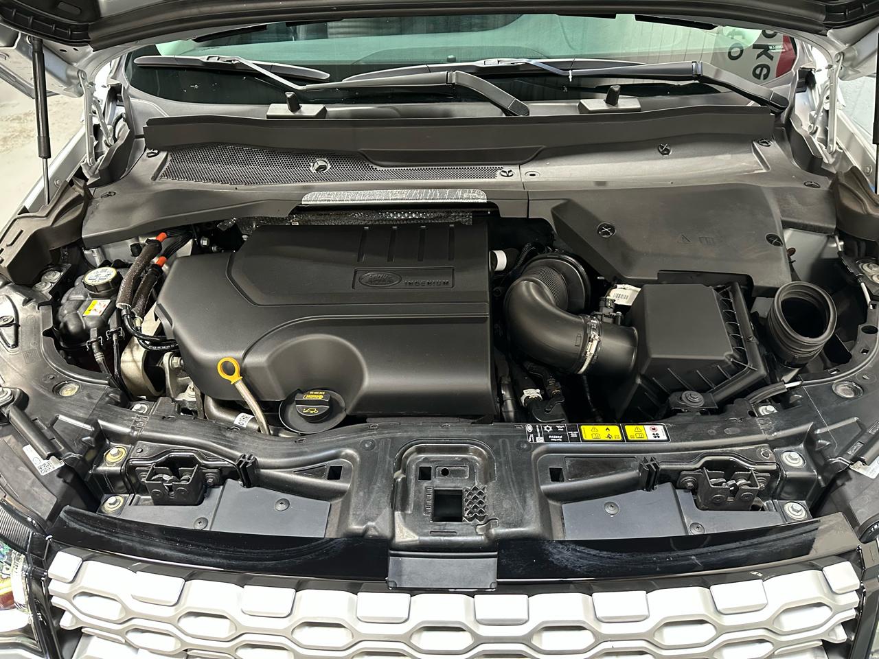 Land Rover Discovery Sport SE 2023