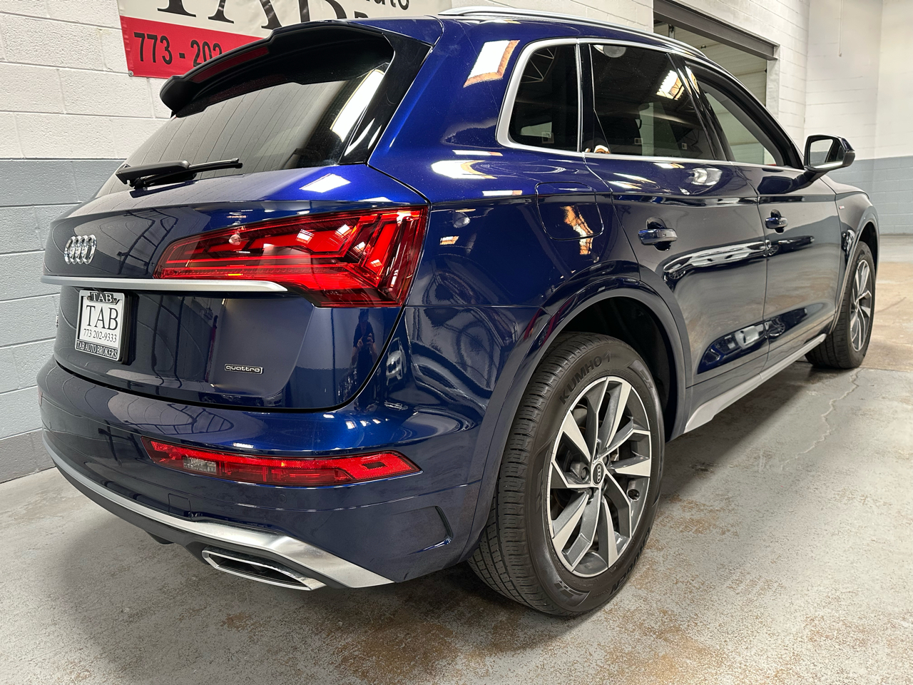 2022 Audi Q5 S line Premium Plus 45 TFSI photo 3