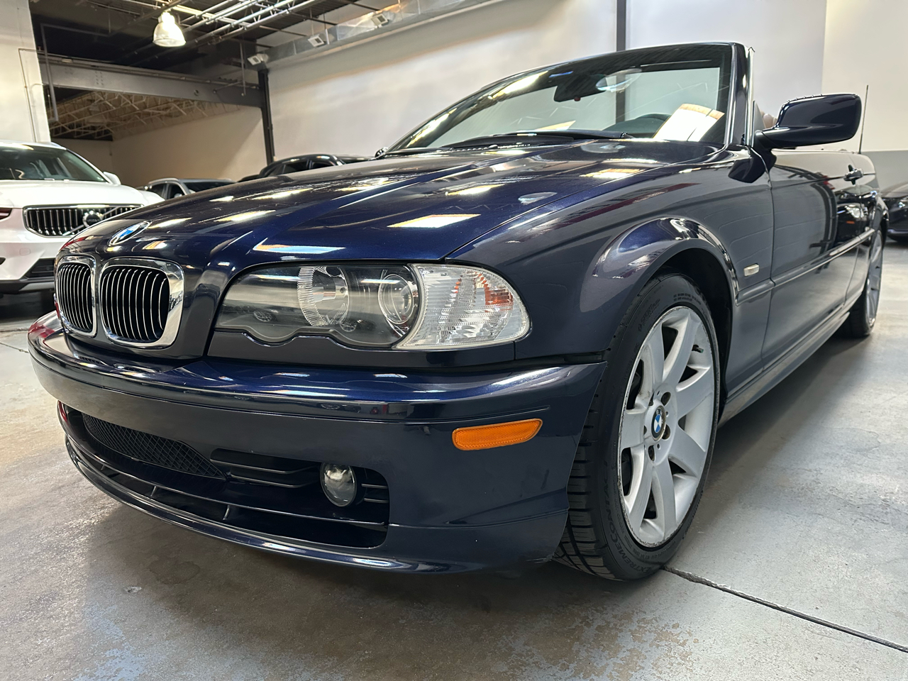 BMW 3 Series 325Ci 2dr Convertible 2003 BMW 3 Series 325Ci 2dr Convertible 2003