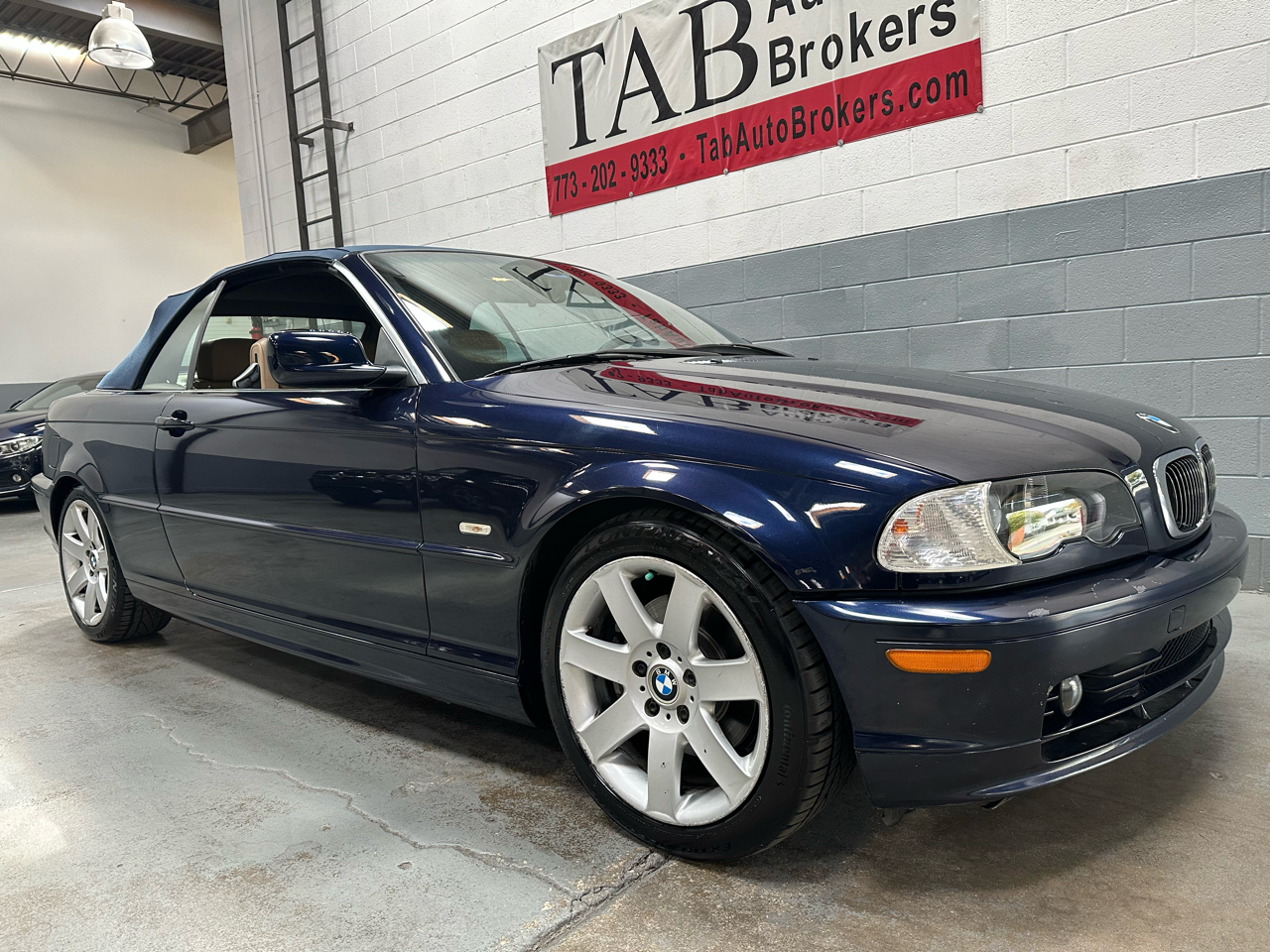 BMW 3 Series 325Ci 2dr Convertible 2003 BMW 3 Series 325Ci 2dr Convertible 2003