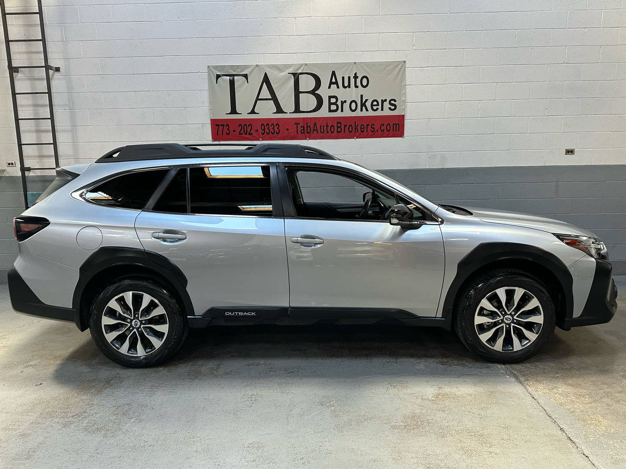 Subaru Outback Limited CVT 2023 Subaru Outback Limited CVT 2023