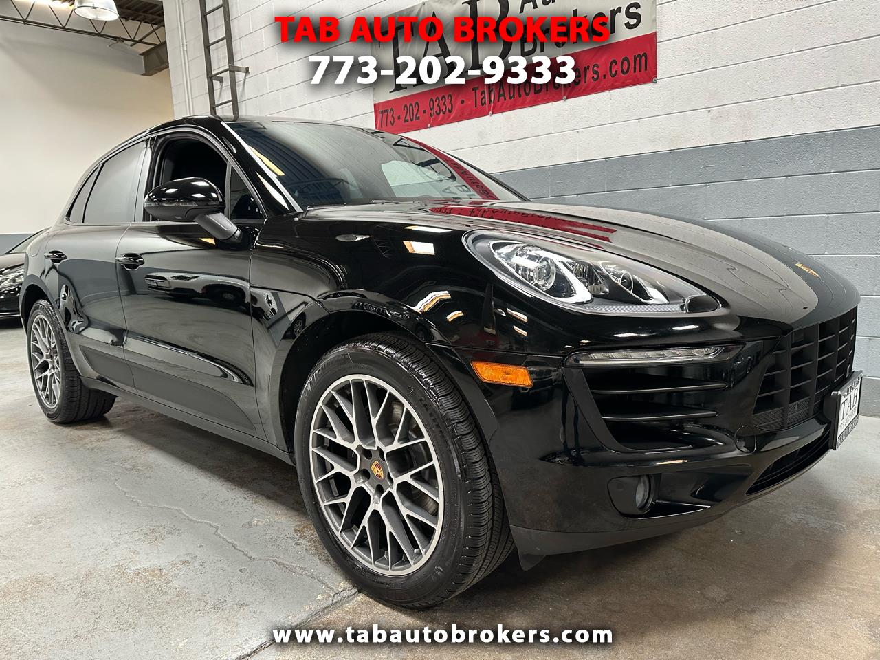 2018 Porsche Macan Sport Edition