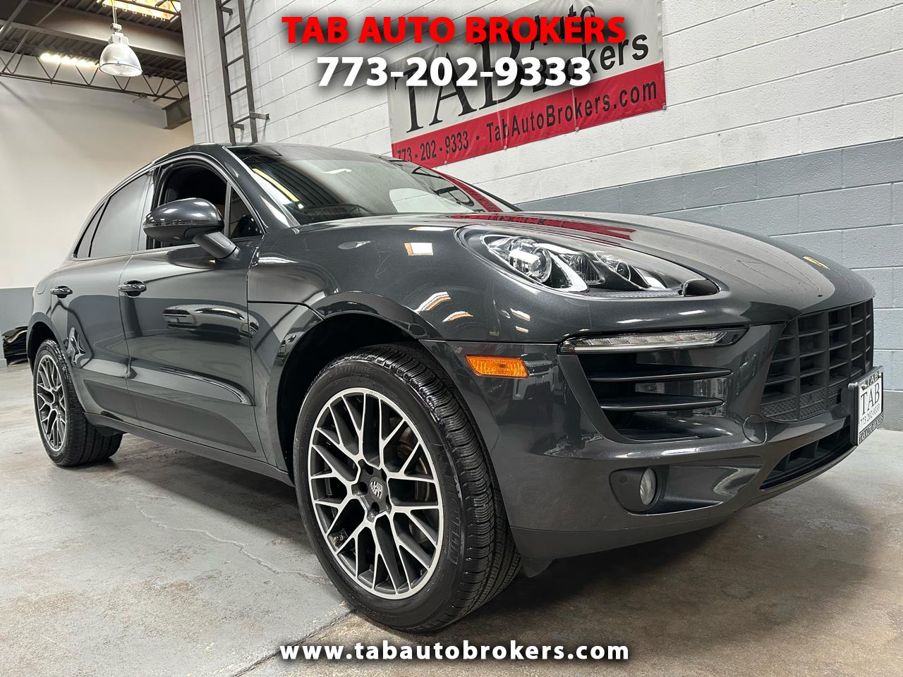 2017 Porsche Macan AWD