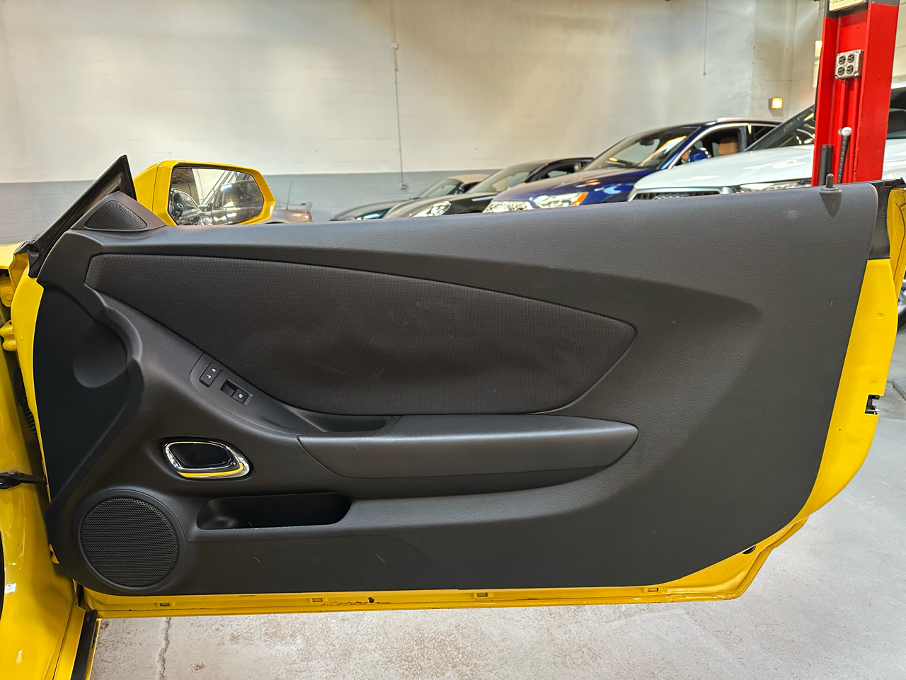 Chevrolet Camaro 2dr Cpe 1LT 2012