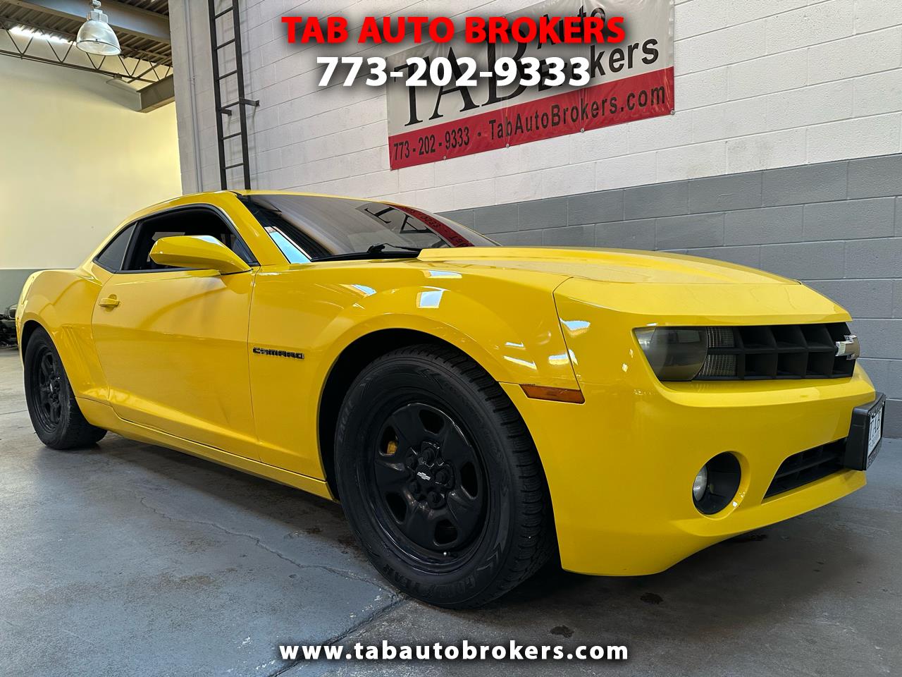 2012 Chevrolet Camaro 2dr Cpe 1LT