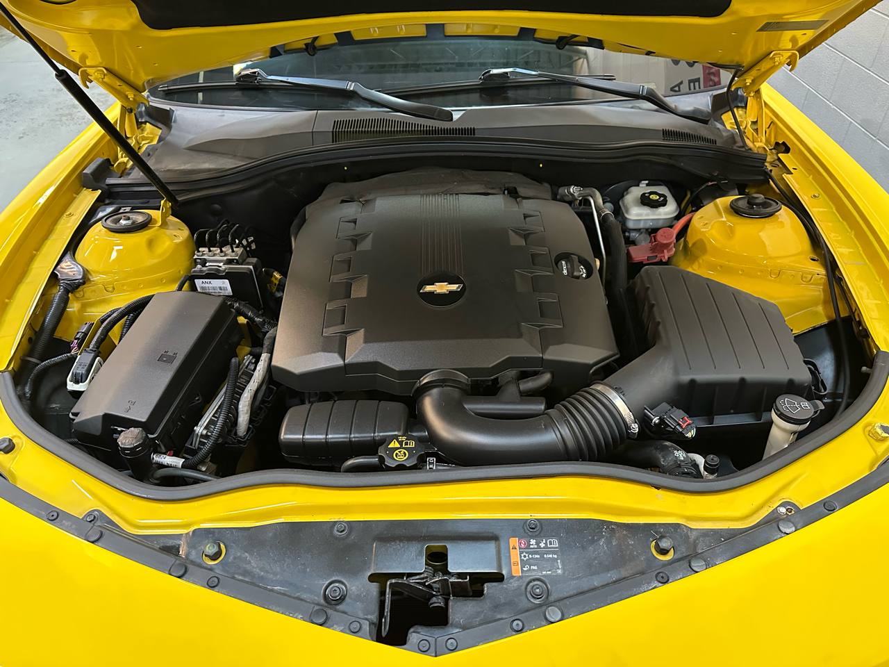 Chevrolet Camaro 2dr Cpe 1LT 2012