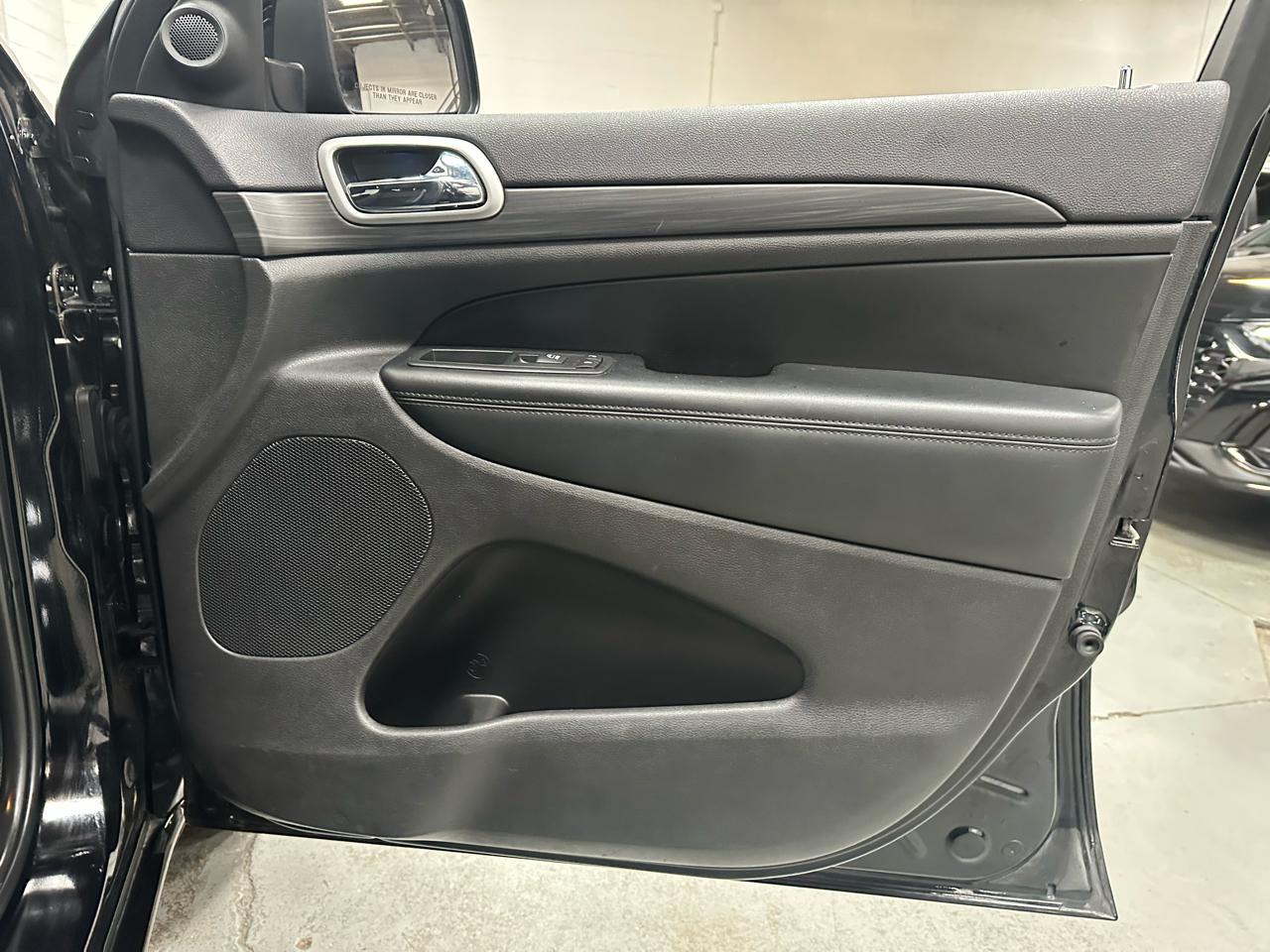 Jeep Grand Cherokee Altitude 4x4 2019