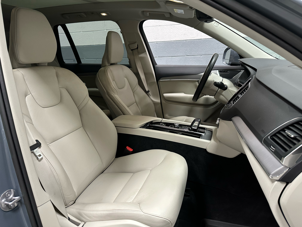 Volvo XC90 B5 AWD Core 7-Seater 2023