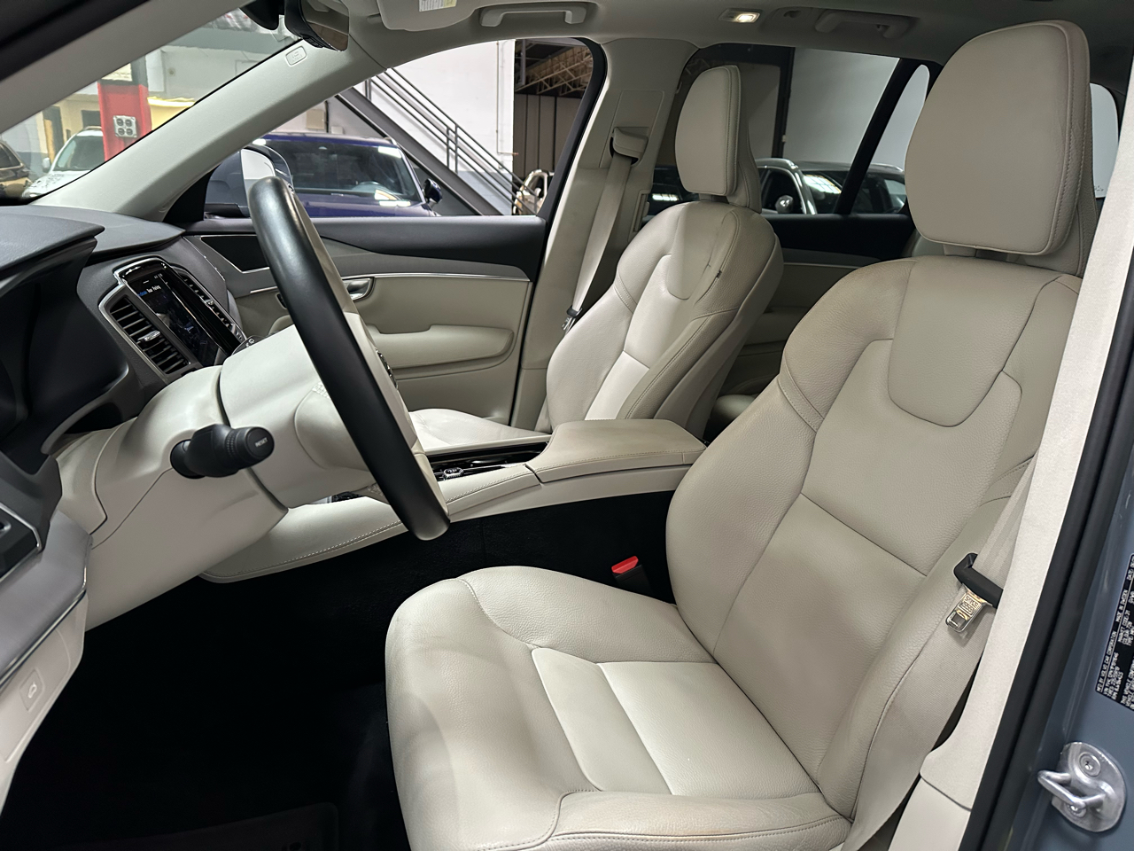 Volvo XC90 B5 AWD Core 7-Seater 2023